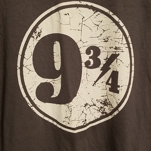 Harry Potter 9 3/4 unisex tshirt - Picture 2 of 3